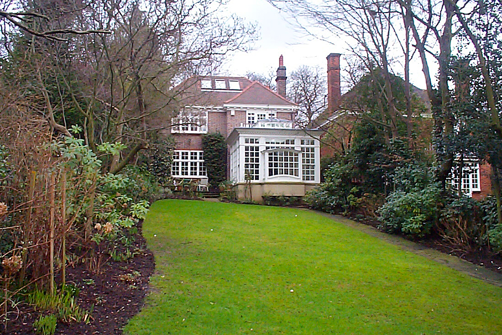 Robin Grove Conservatory. Architect: Peter Stern